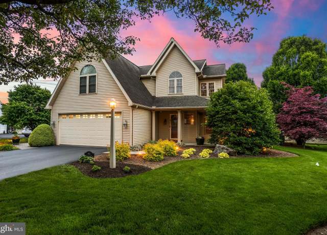 Property at 941 Harnish St, Palmyra, PA 17078, 4 beds, 3.5 baths
