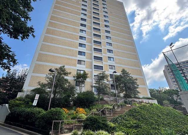 Property at 6101 Edsall Rd #1709, Alexandria, VA 22304, 1 bed, 1.5 baths