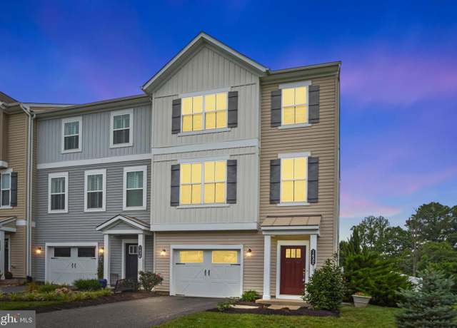 Property at 1432 Teagan Dr, Fredericksburg, VA 22408, 3 beds, 3.5 baths