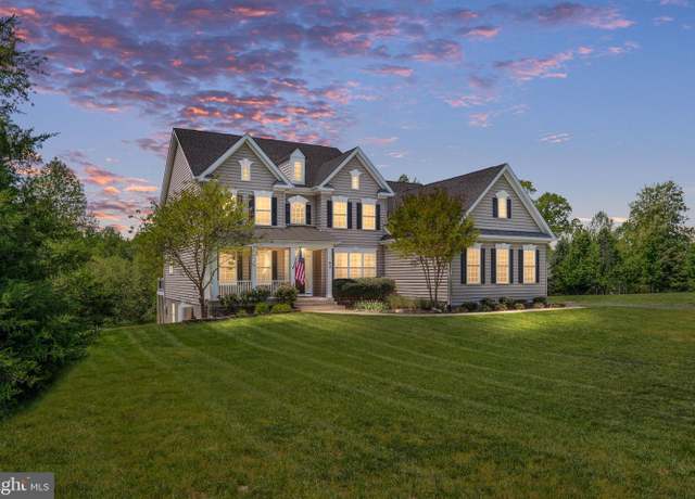 Property at 92 Mcpherson Dr, Fredericksburg, VA 22406, 5 beds, 4.5 baths