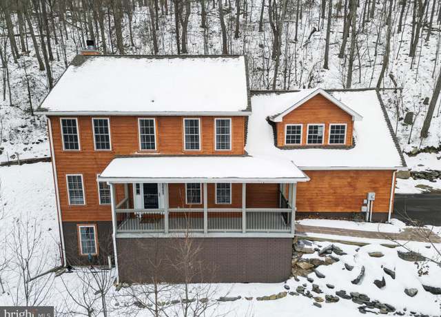 Property at 61 Crest Ln, Harpers Ferry, WV 25425, 3 beds, 3.5 baths