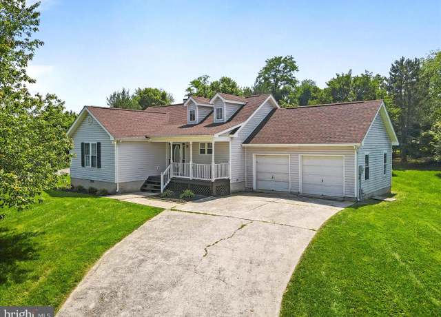 Property at 66 Monumental Dr, Charles Town, WV 25414, 3 beds, 2 baths