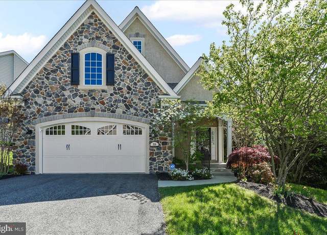 Property at 320 Quimby Dr, Wilmington, DE 19808, 2 beds, 2.5 baths