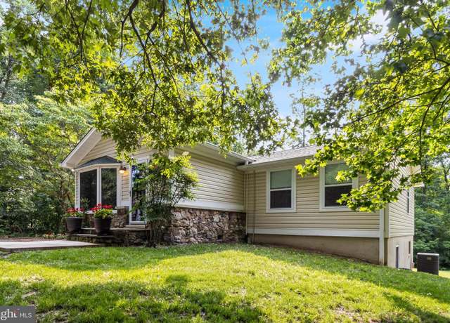 Property at 5034 Harvard St, St Leonard, MD 20685, 5 beds, 3 baths