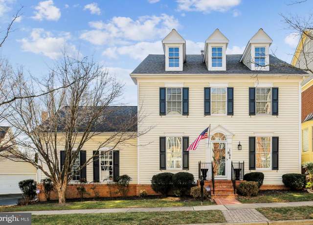 Property at 1104 Havencrest St, Rockville, MD 20850, 4 beds, 3.5 baths