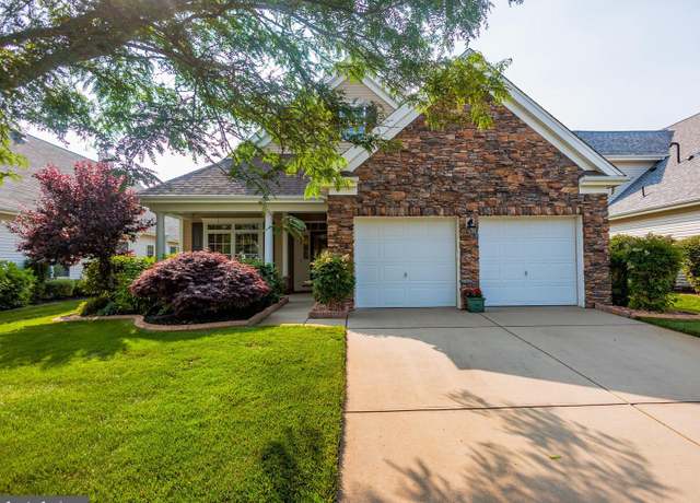 Property at 302 Gosling Way, Glassboro, NJ 08028, 2 beds, 2 baths