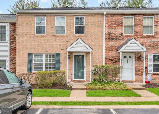 Property at 24 Pagoda Ct, Lawrenceville, NJ 08648, 3 beds, 2.5 baths