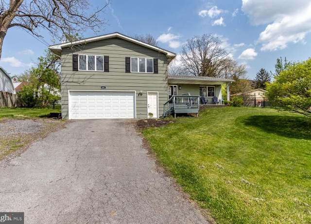 Property at 401 First Ave, State College, PA 16801, 4 beds, 2.5 baths