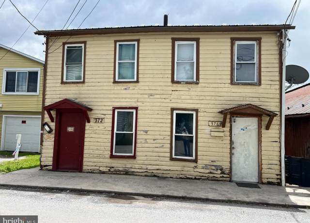 Property at 372 & 376 Burkhart Ave, Chambersburg, PA 17201, 4 beds, 2 baths