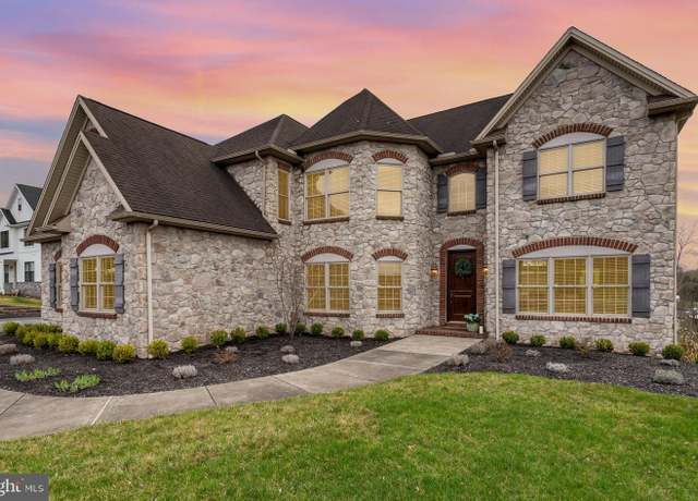 Property at 89 Foxfire Ln, Lewisberry, PA 17339, 6 beds, 4.5 baths