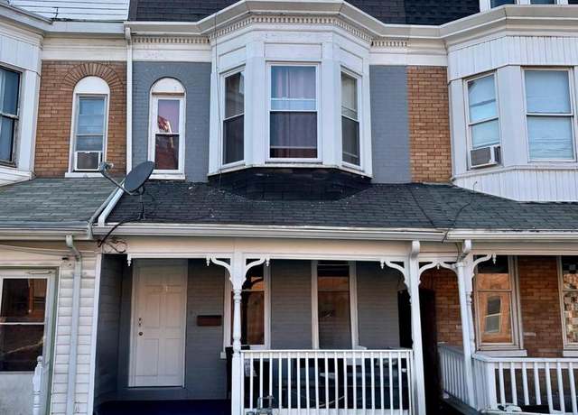 Property at 833 Linden Ave, York, PA 17404, 5 beds, 2 baths