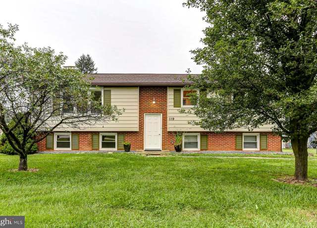 Property at 119 Forest Hills Rd, Red Lion, PA 17356, 3 beds, 1.5 baths