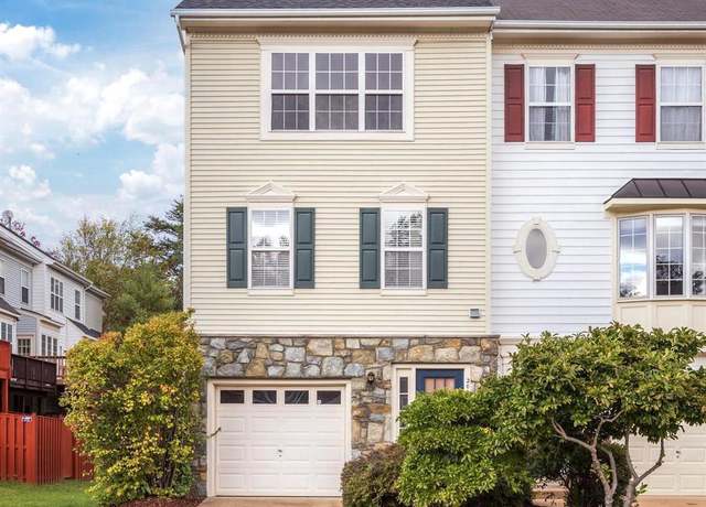 Property at 2015 Capstone Cir, Herndon, VA 20170, 4 beds, 3.5 baths