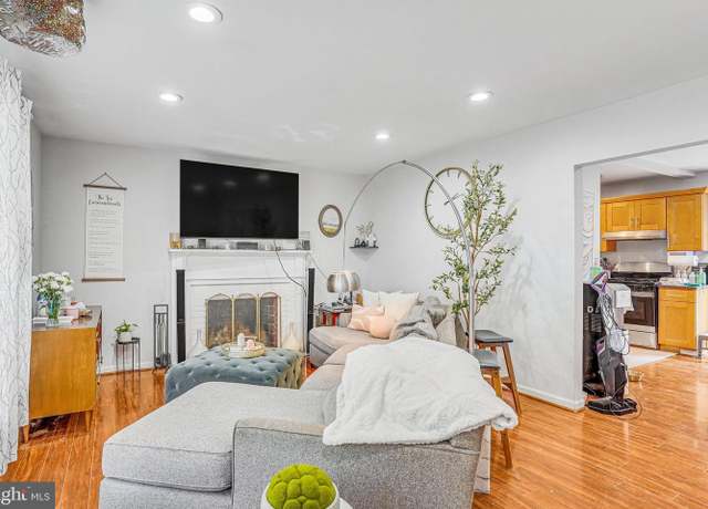 Property at 3702 Paul St, Alexandria, VA 22311, 3 beds, 2 baths
