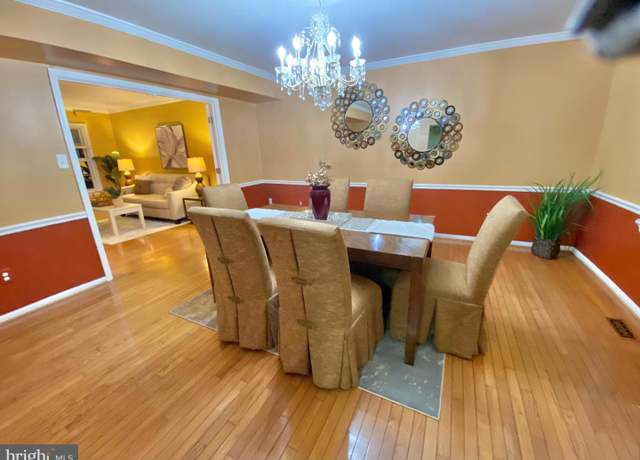 Property at 10014 Willow Grove Trl, Manassas, VA 20110, 8 beds, 4.5 baths