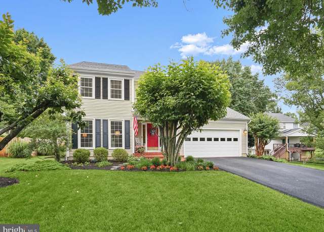 Property at 10267 Cedar Ridge Dr, Manassas, VA 20110, 4 beds, 3.5 baths