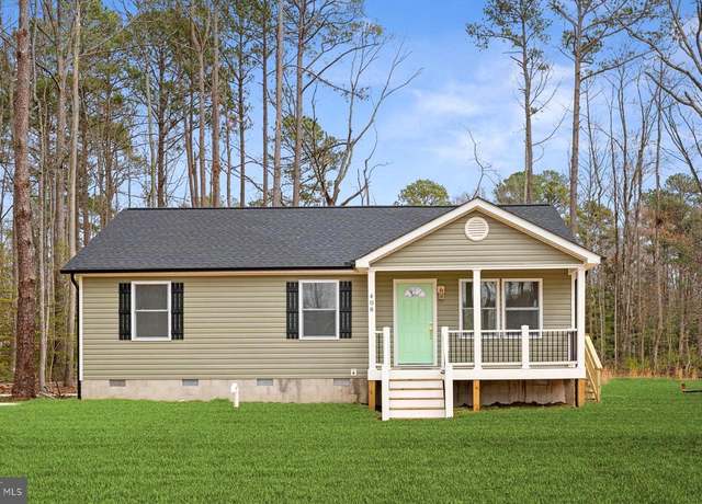 Property at 408 Shorewood Dr, Colonial Beach, VA 22443, 3 beds, 2 baths