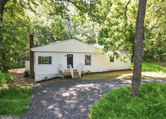 Property at 133 Beechwood Ln, Harpers Ferry, WV 25425, 4 beds, 2 baths
