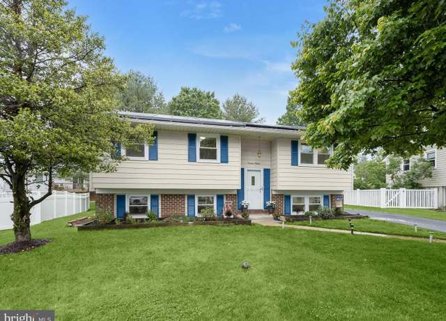 Property at 1911 N Norhurst Way N, Baltimore, MD 21228, 4 beds, 2.5 baths