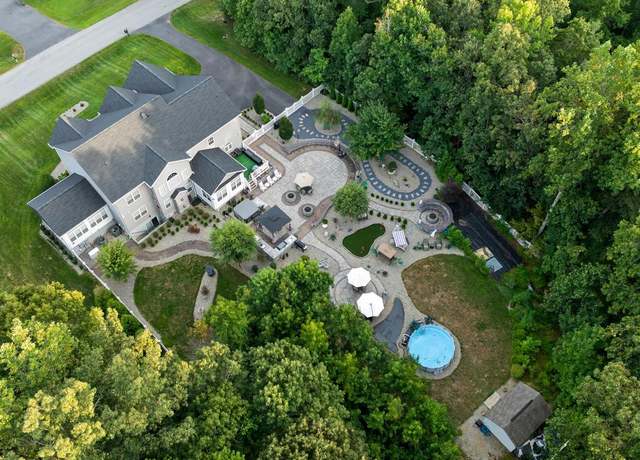 Property at 6865 Crockett Ct, Hughesville, MD 20637, 5 beds, 4.5 baths