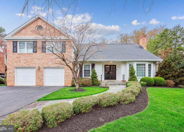 Property at 8905 Copenhaver Dr, Potomac, MD 20854, 5 beds, 3.5 baths