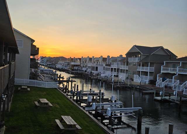 Property at 708 Bradley Rd Unit B, Ocean City, MD 21842, 3 beds, 2 baths