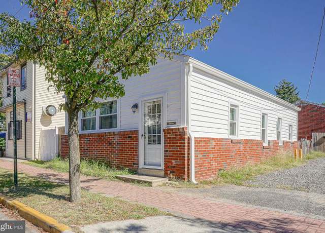 Property at 307 Burlington Ave, Delanco, NJ 08075, 4 beds