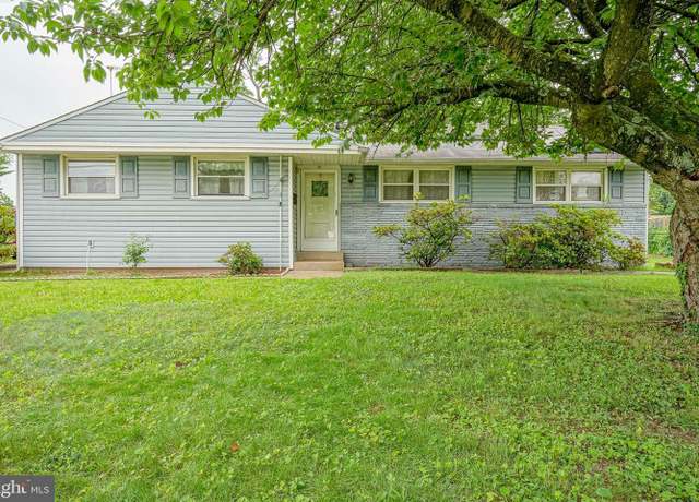 Property at 1103 Laurel Rd, Edgewater Park, NJ 08010, 3 beds, 1.5 baths