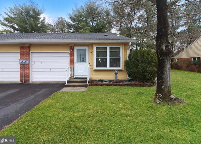 Property at 11B Quaker Ln, Manchester Township, NJ 08759, 2 beds, 1 bath