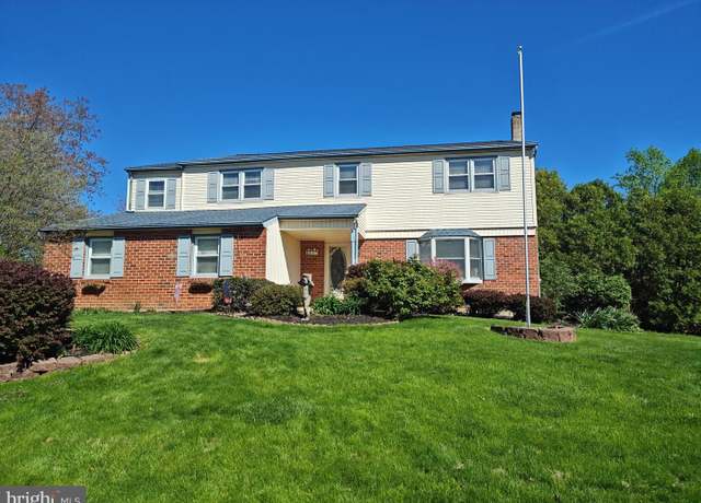 Property at 897 Kennedy Ct, Warrington, PA 18976, 5 beds, 2.5 baths