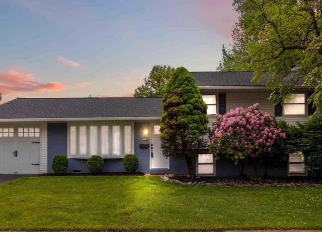 Property at 1114 Charles St, Mechanicsburg, PA 17055, 3 beds, 2 baths