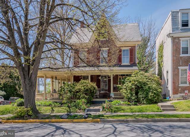 Property at 316 S Union St, Kennett Square, PA 19348, 5 beds, 2 baths