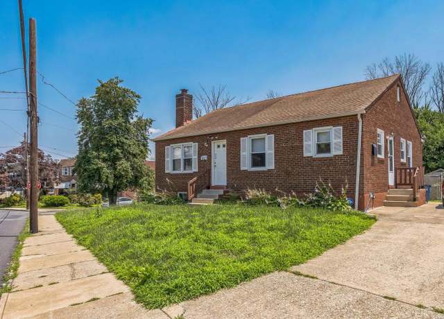Property at 711 Poplar St, Sharon Hill, PA 19079, 3 beds, 1 bath