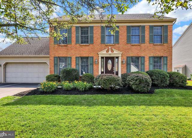 Property at 32 Duffield Dr, Lititz, PA 17543, 4 beds, 2.5 baths