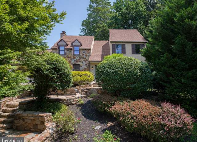 Property at 920 Primrose Ln, Wynnewood, PA 19096, 4 beds, 3.5 baths