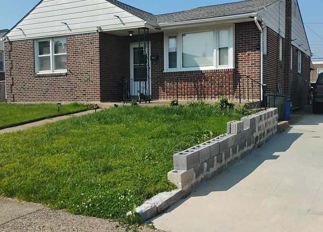 Property at 1847 Berwyn St, Philadelphia, PA 19115, 4 beds, 3 baths