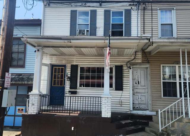 Property at 413 North St, Minersville, PA 17954, 4 beds, 1 bath