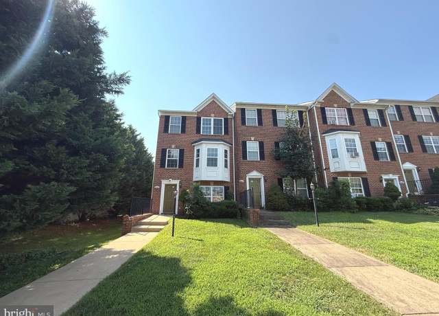 Property at 316 E 5th Ave, Ranson, WV 25438, 3 beds, 2.5 baths