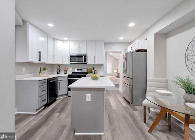 Property at 4035 Benning Rd NE, Washington, DC 20019, 3 beds, 2 baths