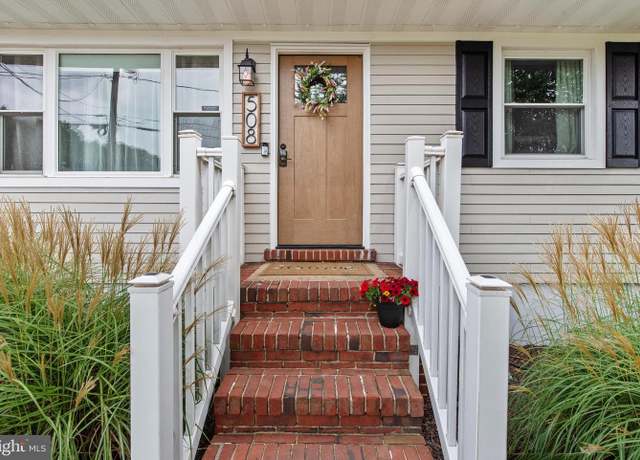 Property at 508 Alden St, Baltimore, MD 21225, 3 beds, 1.5 baths