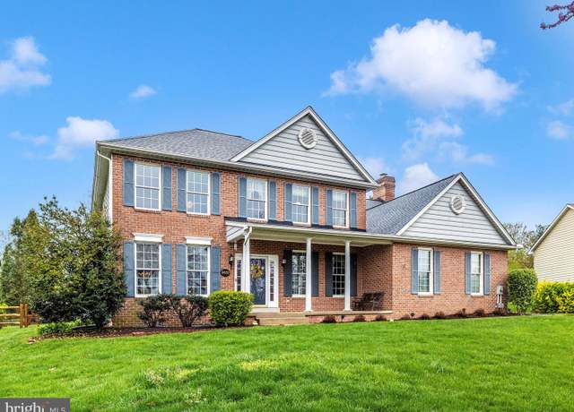 Property at 2420 Cobblestone Way, Frederick, MD 21702, 5 beds, 2.5 baths