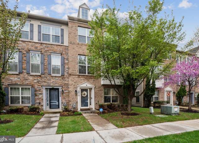 Property at 9810 Smithview Pl, Lanham, MD 20706, 3 beds, 3 baths
