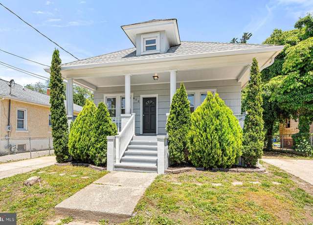 Property at 810 Washington Ave, Vineland, NJ 08360, 3 beds, 2 baths
