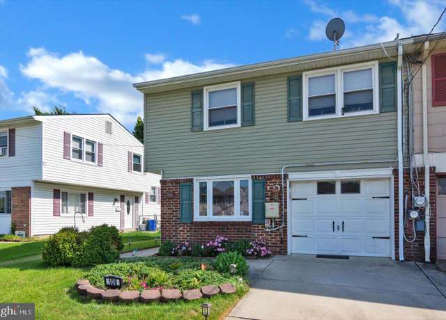 Property at 108 Kennedy Blvd, Bellmawr, NJ 08031, 3 beds, 1.5 baths
