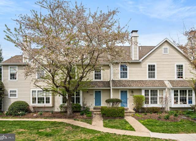 Property at 2410 Mallard Ln, Downingtown, PA 19335, 3 beds, 2.5 baths