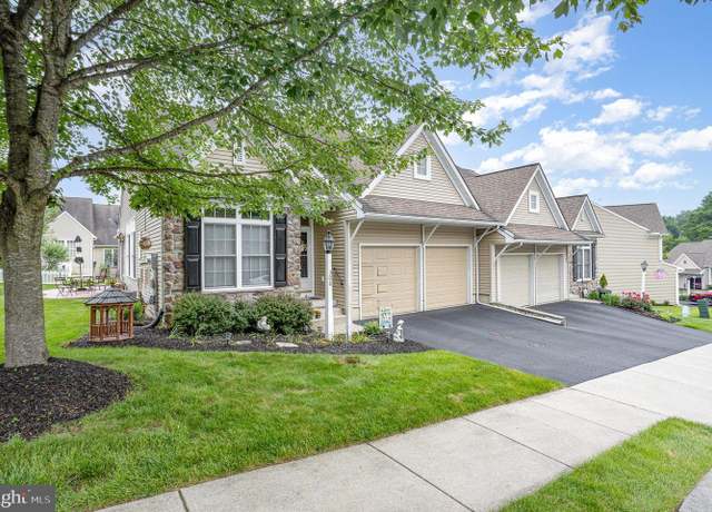 Property at 308 Aletha Ln, Millersville, PA 17551, 2 beds, 1.5 baths