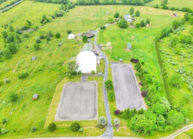 Property at 131 Allegheny Ridge Ln, Berryville, VA 22611, 5 beds, 3.5 baths