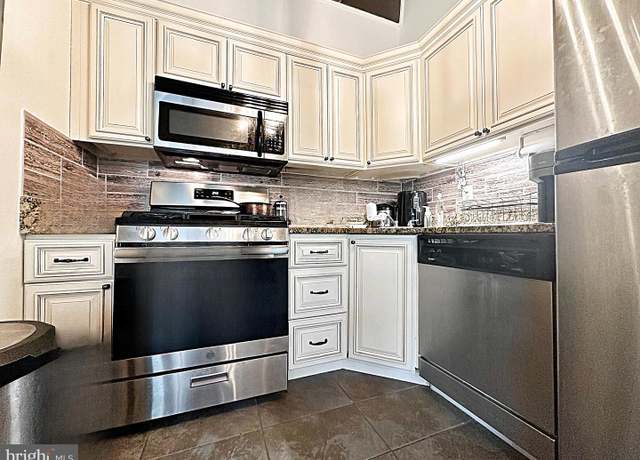 Property at 7839 Enola St #204, Mclean, VA 22102, 2 beds, 1 bath