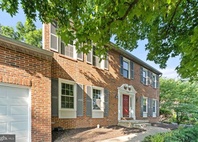 Property at 15107 Wetherburn Dr, Centreville, VA 20120, 6 beds, 4 baths