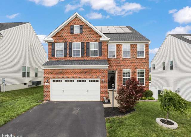 Property at 4480 Weejun Loop, Woodbridge, VA 22192, 4 beds, 4.5 baths